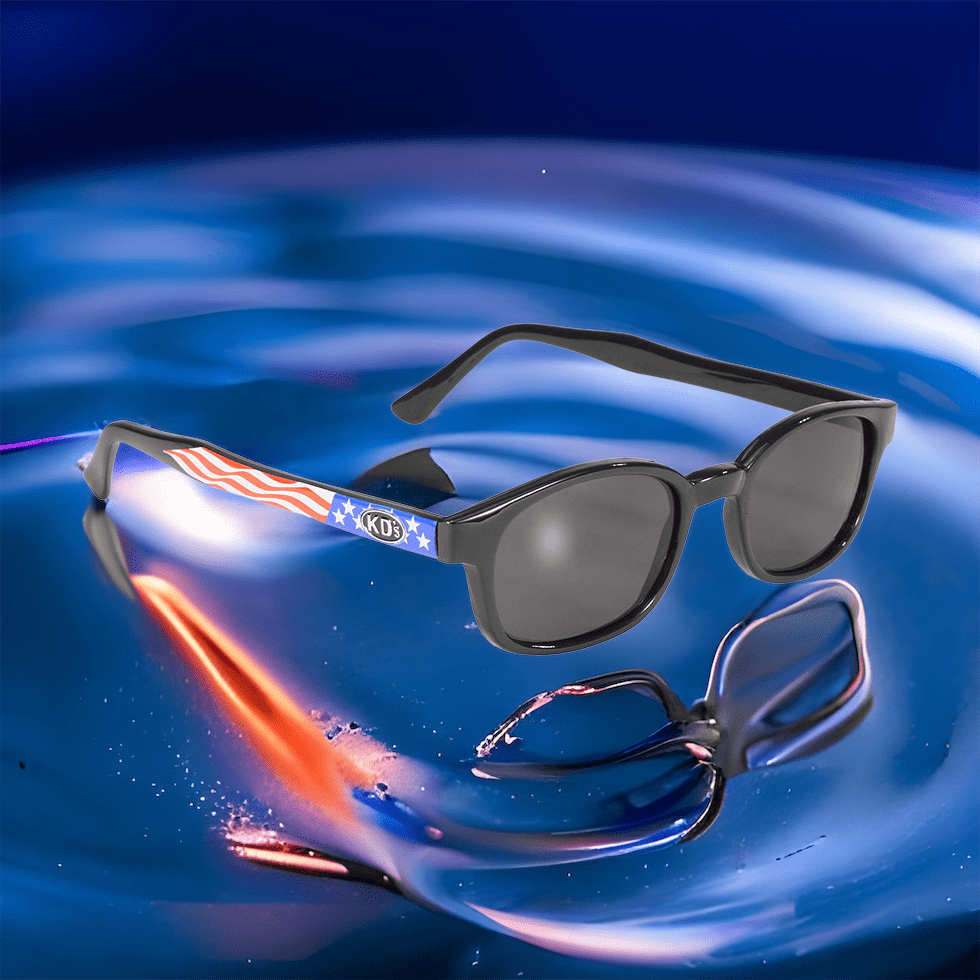 Gafas de sol KD's 20050 con cristales ahumados y decoración de la bandera de EE.UU.