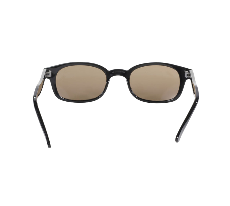 Γυαλιά ηλίου KD's 2121 με κλασικό μαύρο σκελετό και σκούρους καφέ φακούς